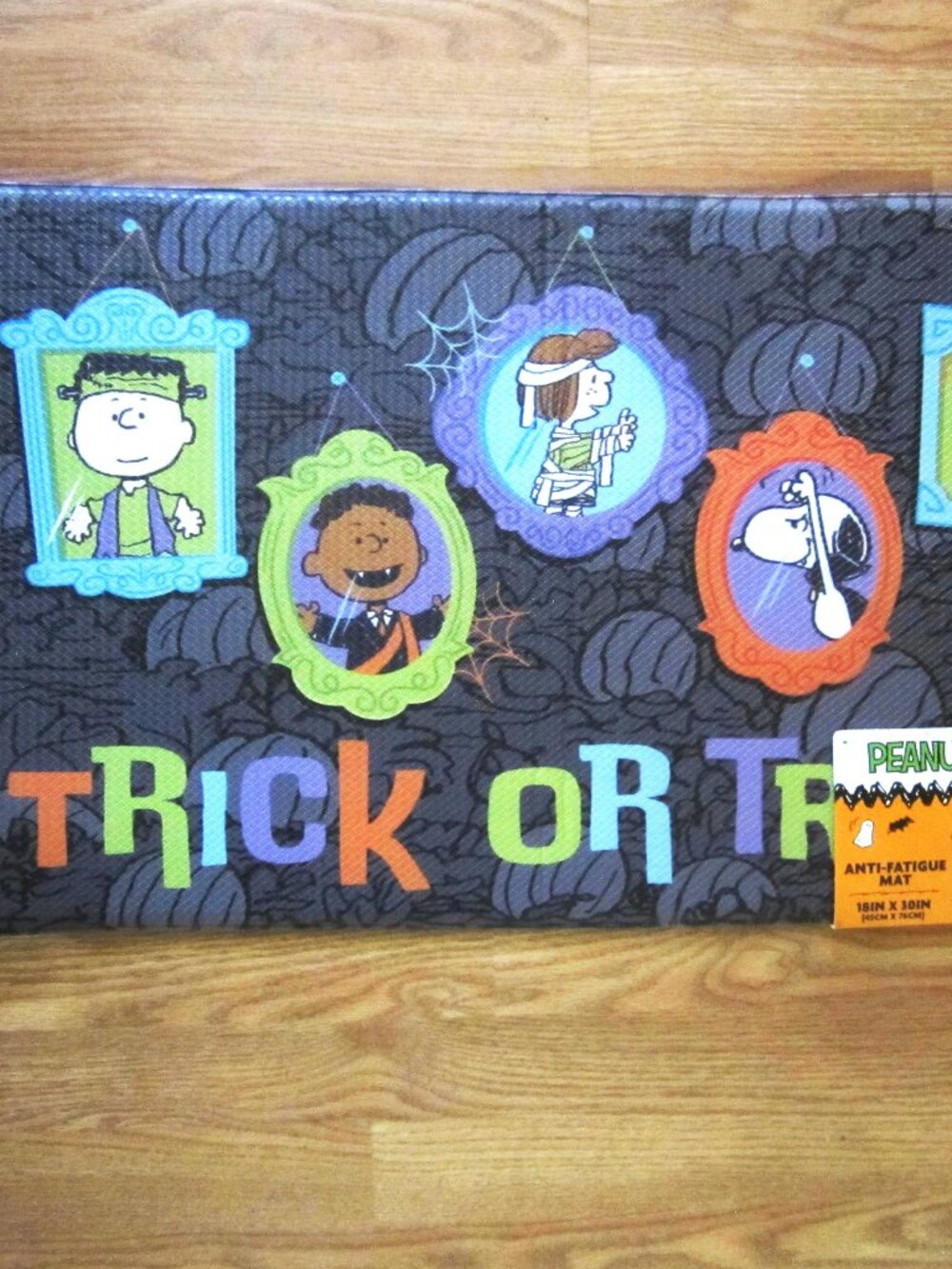 Snoopy Charlie Brown Peanuts Halloween Trick or Treat Anti-Fatigue Mat Kitchen